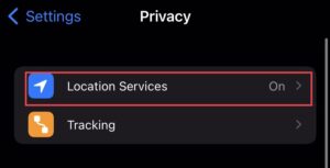 How to Change the Weather Location on your iPhone on iOS 16 | Techschumz